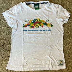 Authentic World Cup 2014 Brasil Women’s T-Shirt - NWOT Size medium